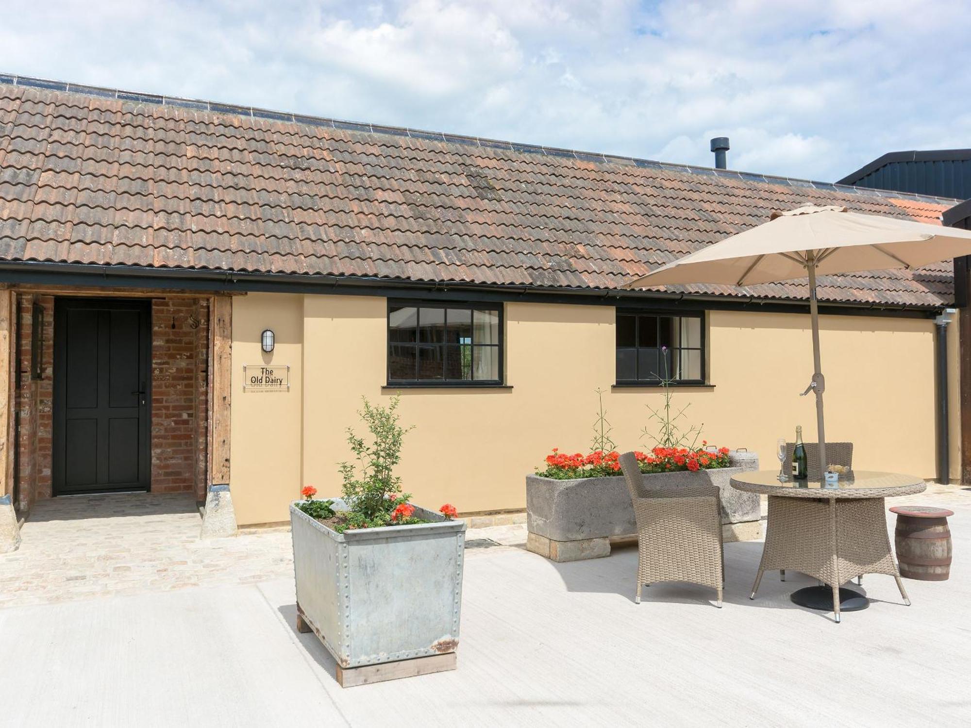 The Old Dairy-Ukc2112 Vila Royal Wootton Bassett Exterior foto